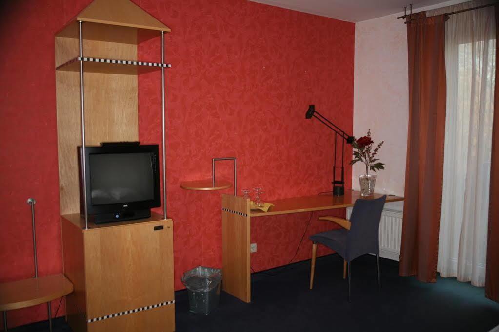 C-You Hotel Chemnitz Esterno foto